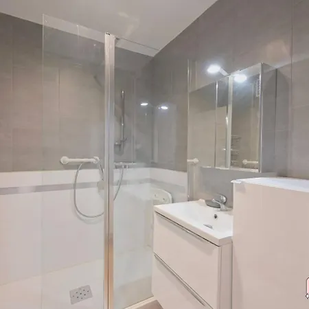 Apartment Propose Dans Un Valence (Drome)