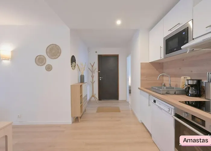 Propose Dans Un Apartman